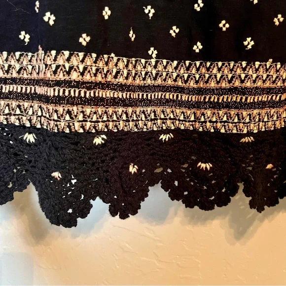 Free People Santorini Tank Top Crochet Trim Embroidered Smocked Back Size L EUC - Picture 5 of 14